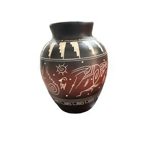 Hand Made Native American Pottery Signed Mike Blackhorse Navajo Indian